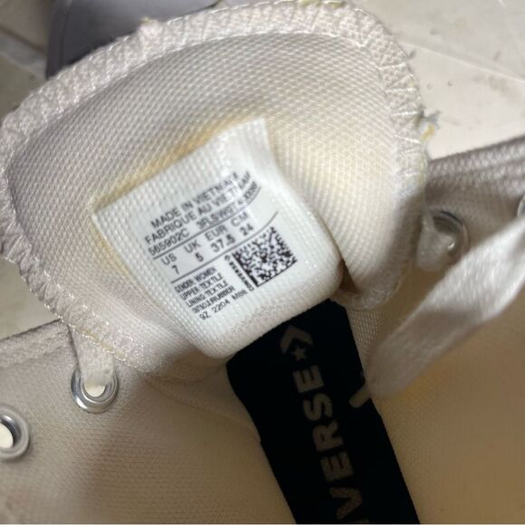 CONVERSE Chuck Taylor High Tops Sneakers Lugged Sole White Womens Size 7 - Picture 6 of 8